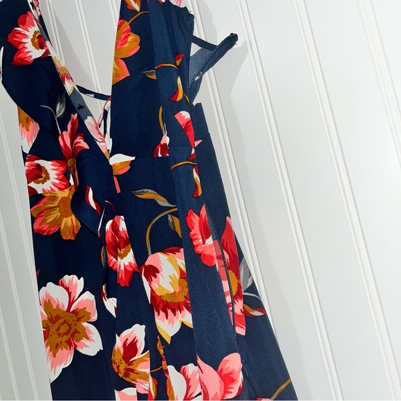 VICI capriccio satin floral ruffle navy wrap maxi dress size small - Picture 10 of 15